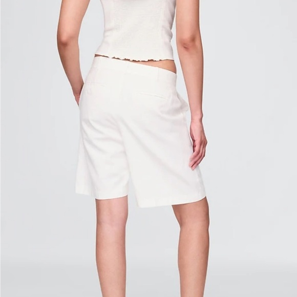 GAP 365 Flat Front LInen Blend Trouser Shorts Minimalist Off White Size 14 NEW - Picture 3 of 12